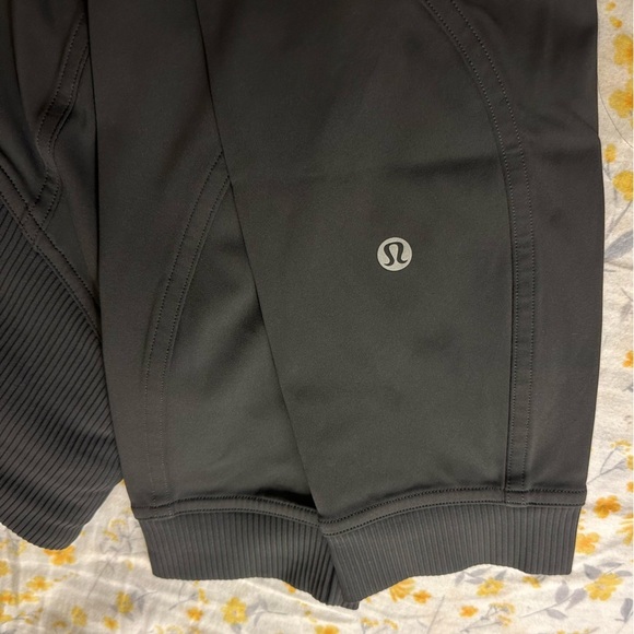 Lululemon Train Free High-Rise Crop 23" Graphite Grey 4 - Picture 6 of 8